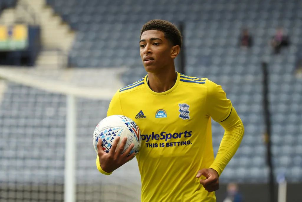 TA：恩德里克租借里昂需首发25场，否则里昂需赔偿皇马（TA：恩德里克外租里昂含25场首发条款，未达标里昂需向皇马赔偿）