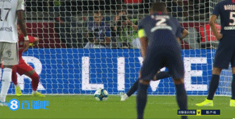 欧冠进球榜更新：梅西连续破门,（欧冠射手榜刷新：梅西连场进球）