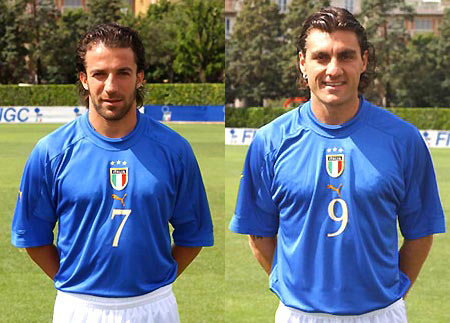 曼联主场1-1战平西汉姆联，近5轮仅1胜，阿莫林临场换人失误导致失利，球队前景堪忧。（曼联主场1-1被西汉姆逼平，近5轮仅胜一场，阿莫林换人失当引发质疑，前景堪忧）