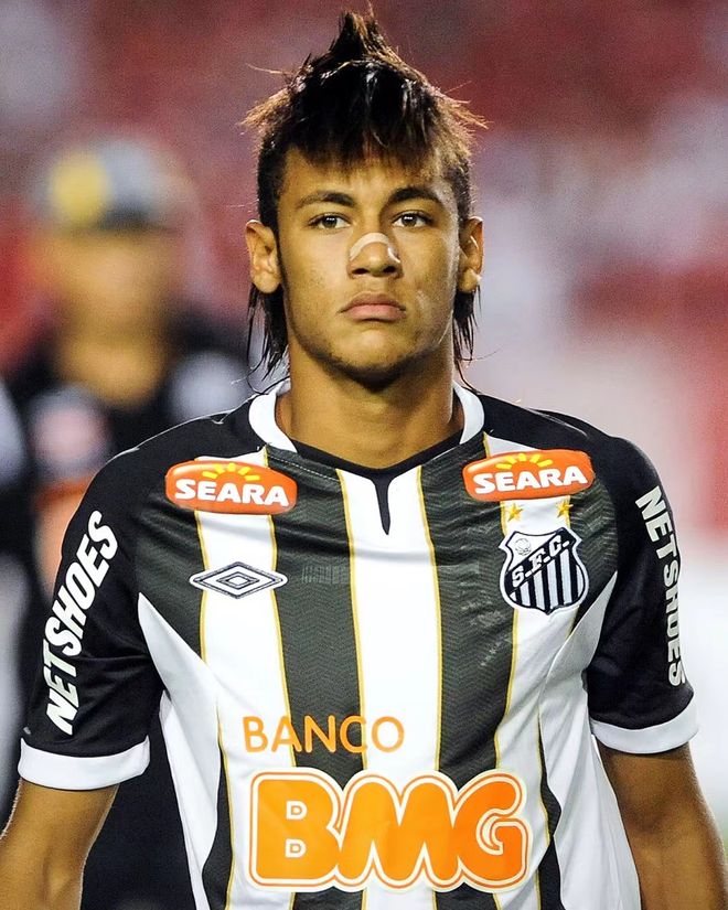 蒙雷亚尔：伊萨克转会完成太晚导致季前准备不足，影响了体能（蒙雷亚尔：伊萨克转会过晚致季前备战不足，体能受影响）