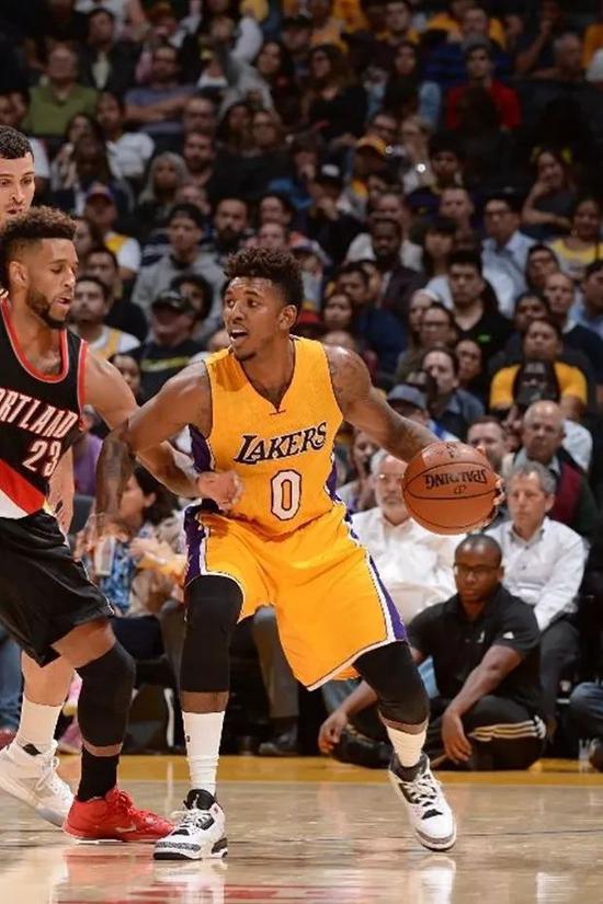 德转列英冠历史身价TOP15：布恩迪亚3500万第1，格拉利什上榜（德转公布英冠历史身价TOP15：布恩迪亚3500万居首，格拉利什入围）