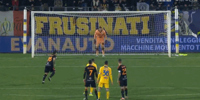 汤普森14分＆弗拉格低迷，独行侠半场4分领先