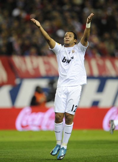 残特奥会坐式排球项目华农开赛 他们靠上肢和腰腹力量逐梦赛场