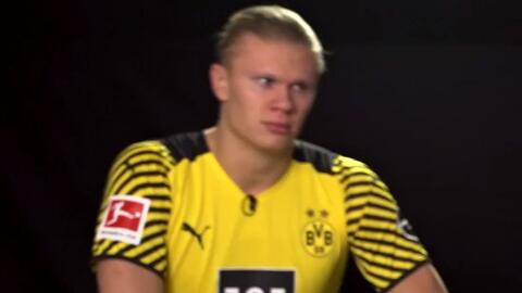 巴塞罗那迎战特内里费：女子足球联赛的巅峰对决（女足联赛焦点战：巴塞罗那对阵特内里费）