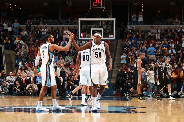 德天空：由于德国与科特迪瓦同组，双方明年3月友谊赛将取消（德天空：德国与科特迪瓦分入同组，原定明年3月友谊赛取消）