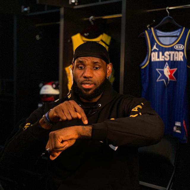 英超主场沦陷！弗兰克又输了，缔造队史耻辱纪录，9亿豪阵也没用（英超主场失守！弗兰克再败，队史尴尬纪录诞生，9亿豪阵难挽颓势）